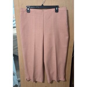 Alfred Dunner Size 16 Women's Crop Pants Elastic Back‎ Waist Pull On Coral/Pink